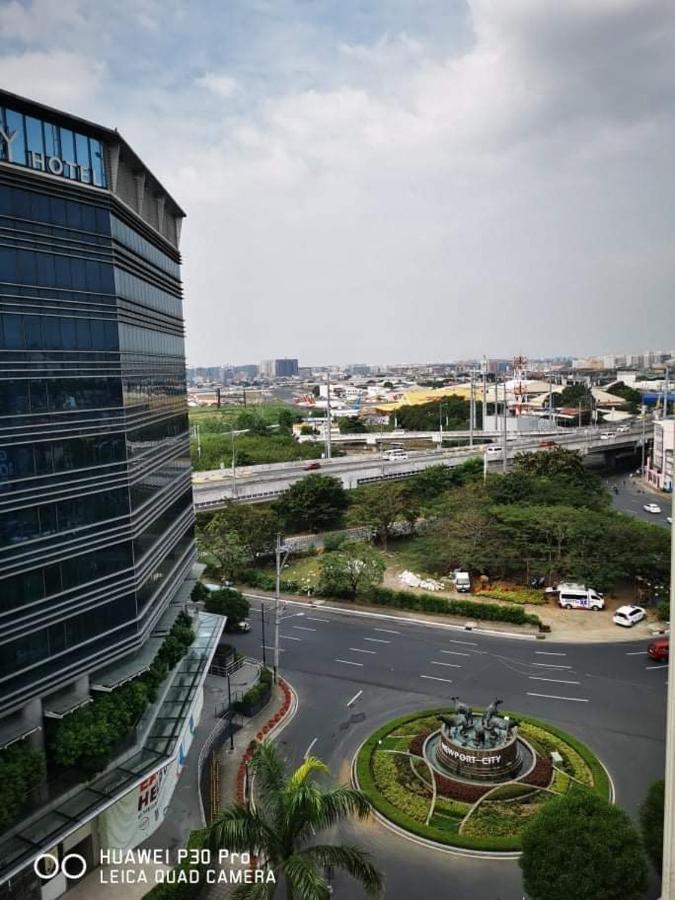 Staycation Condotel @150Newport Pasay City Manila Exterior photo